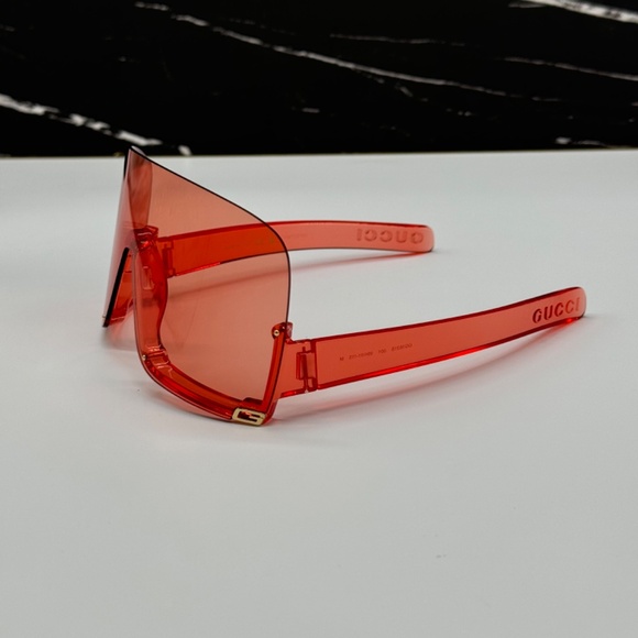 NEW GG1631S 001 GUCCI OVERSIZED RED WOMEN SUNGLASSES - Picture 6 of 10